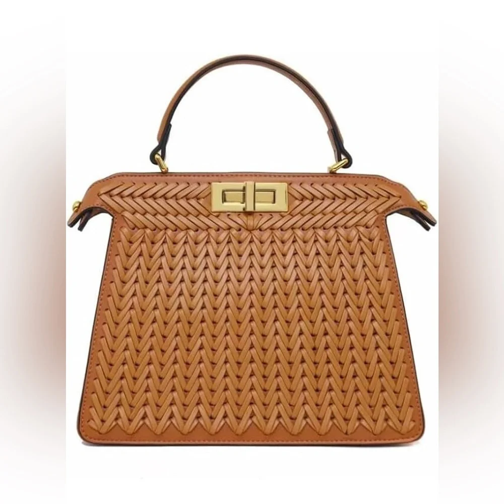 Verano Hill Elegant Tan Woven Handbag - Picture 1 of 7